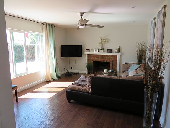 3rd image of 4140 E Alderdale Ave