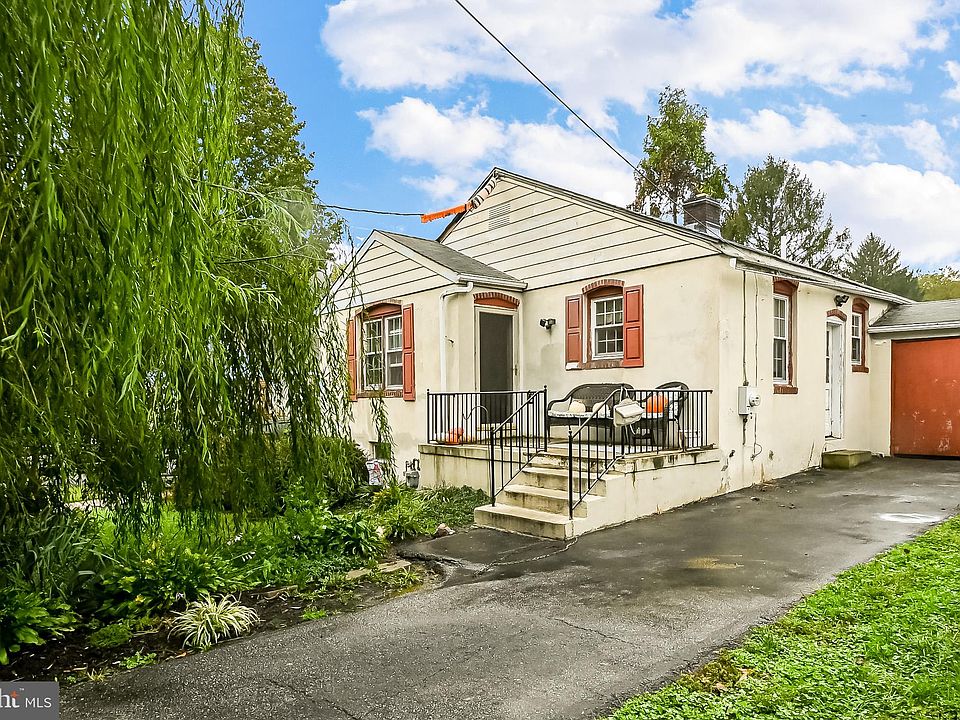 1st image of 2303 McKinley Ave