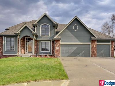 1302 Joy St, Papillion, NE, 68046