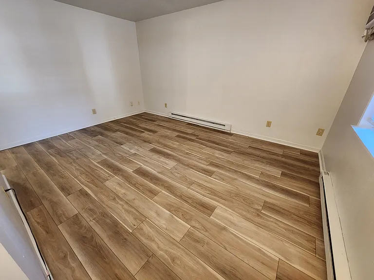 4510 W Washington St #102 — Photo 4