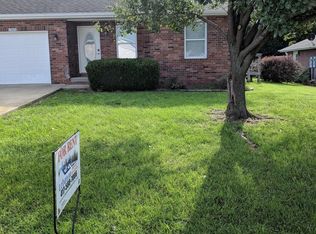 1902 Phillips Dr, Lebanon, MO 65536