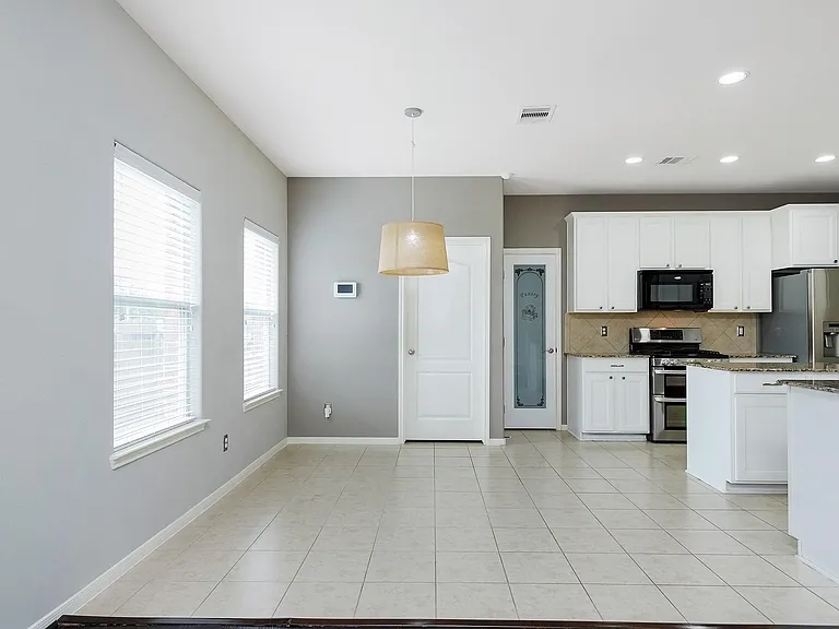 602 Blue Oasis Ct — Photo 24