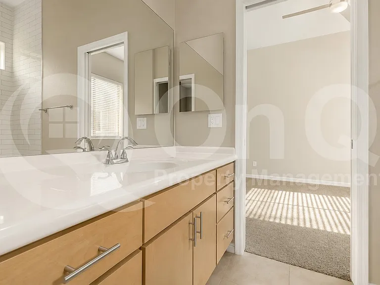 2315 E Pinchot Ave #128 — Photo 20