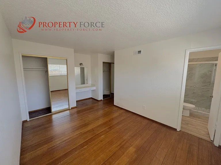 936 Constitution Dr — Photo 22