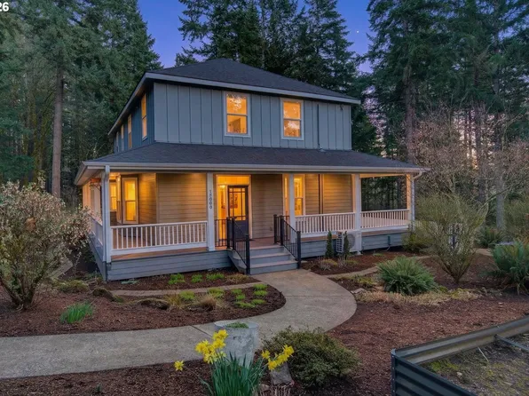 15900 S Lora Ct, Oregon City, OR 97045