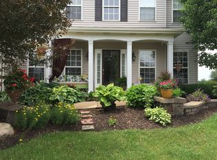 1867 Walsh Dr, Yorkville, IL 60560