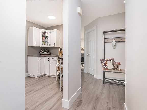 5th image of 21937 48th Ave #107