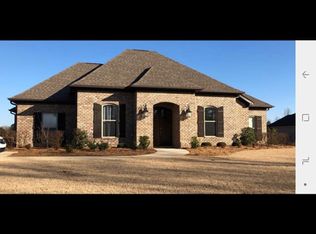 153 S Gregory St, Ecru, MS 38841