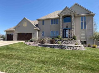 752 Waveland Rd, Janesville, WI 53548