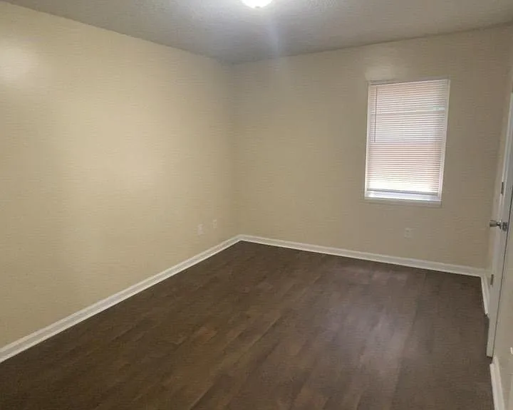 517 Home Ave #A — Photo 6