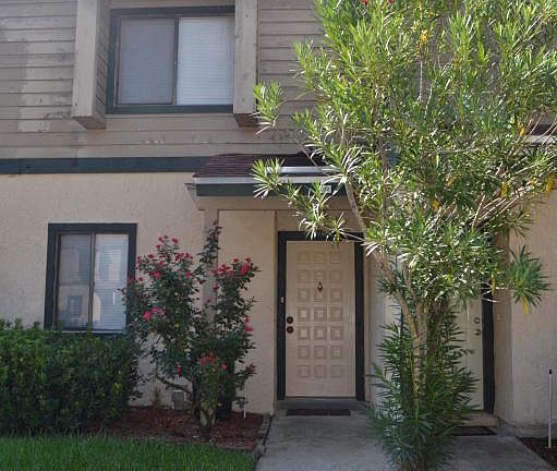 2nd image of 8300 Plaza Gate Ln APT 1232
