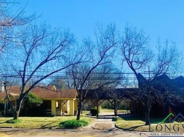 406 N Louise St, Atlanta, TX 75551