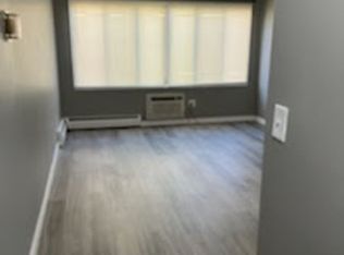 Grand, Minneapolis, MN 55408