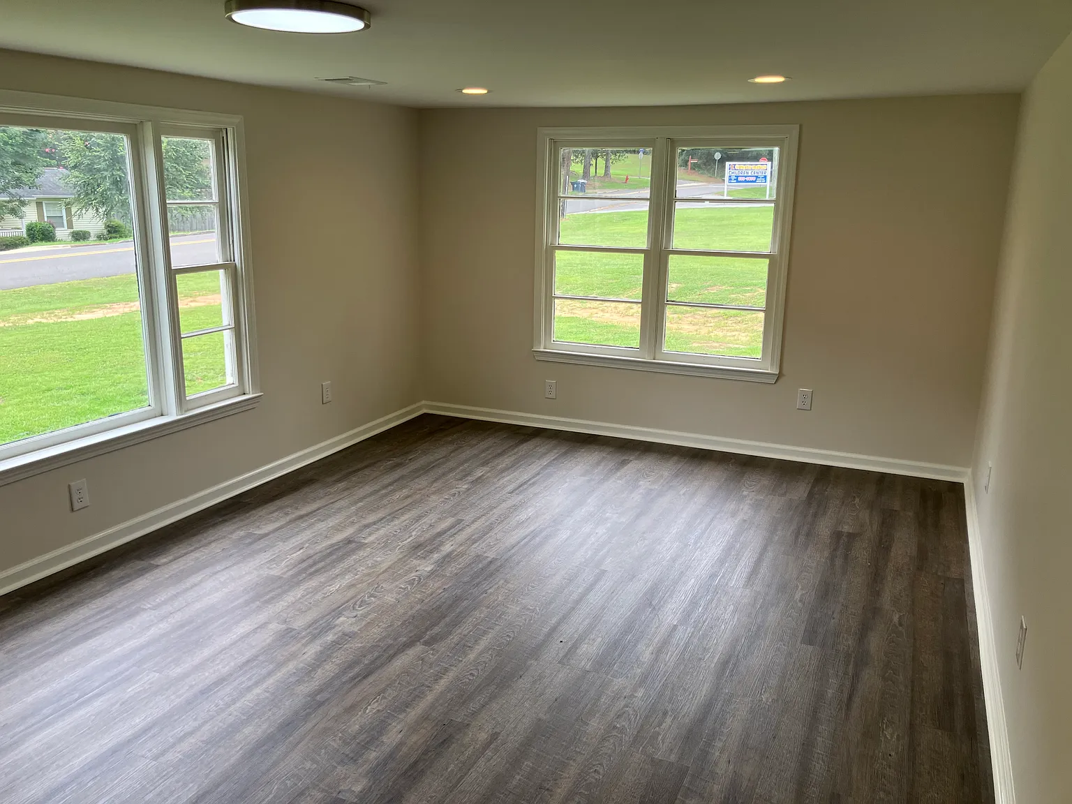 2 bed, 876 sqft, $1,500 — Photo 3