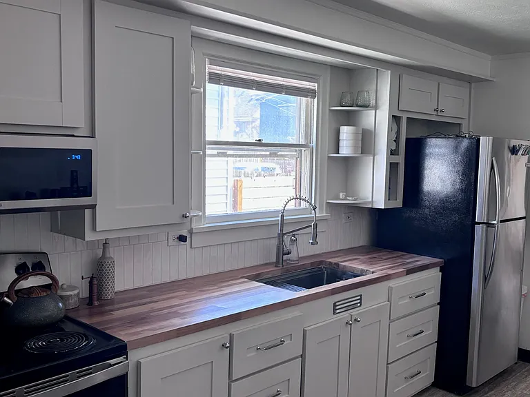 525 Toole Ave #A — Photo 4