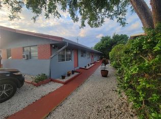 6233 Dawson St #3, Hollywood, FL 33023