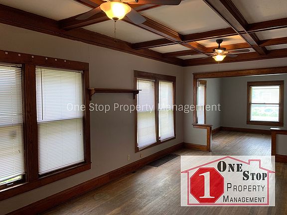 5th image of 320 Oakley Ave