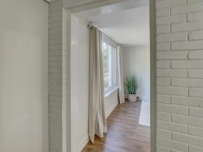 3325 Eastwood Dr — Photo 6