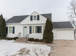 1902 Williams Blvd SW, Cedar Rapids, IA 52404