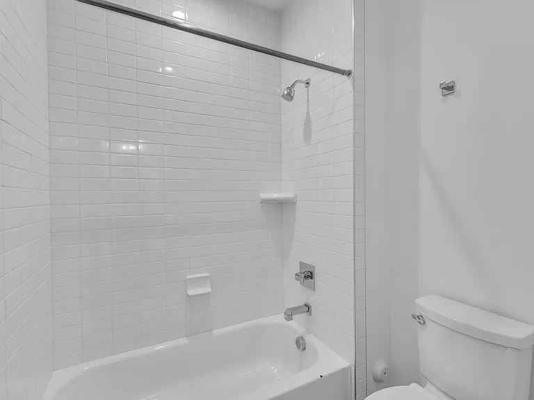 304 S Tarboro St — Photo 41