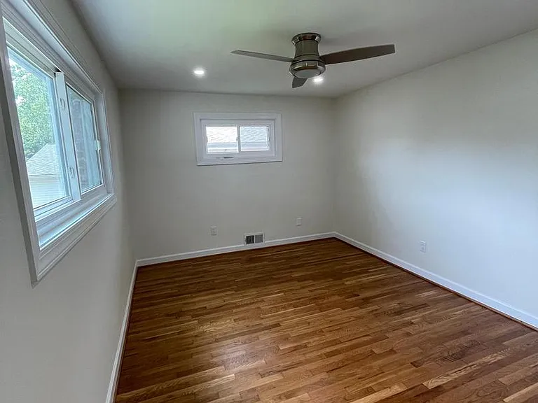 9913 Pomona Dr — Photo 20