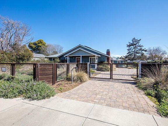2nd image of 2630 Capitola Ave