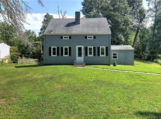 1051 Still Hill Rd, Hamden, CT 06518