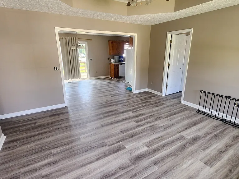 610 N Greenwood Ext — Photo 13
