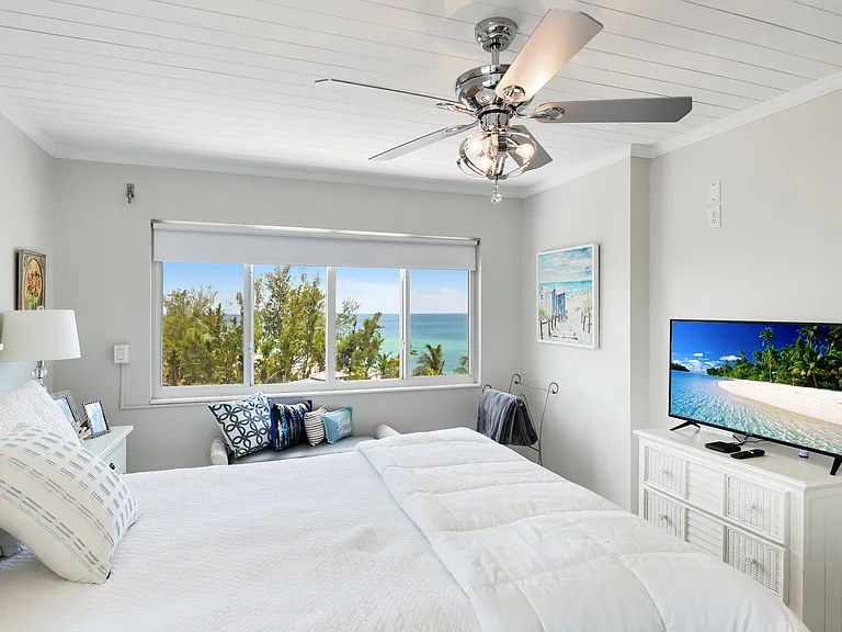 5200 Gulf Dr #608 — Photo 8
