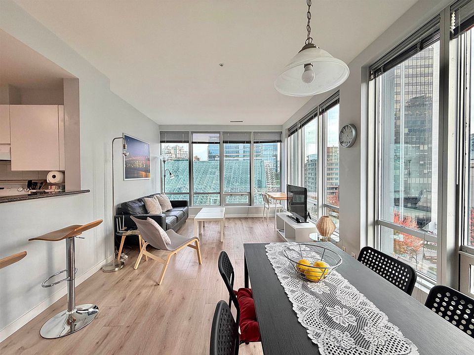 1st image of 989 Nelson St #501