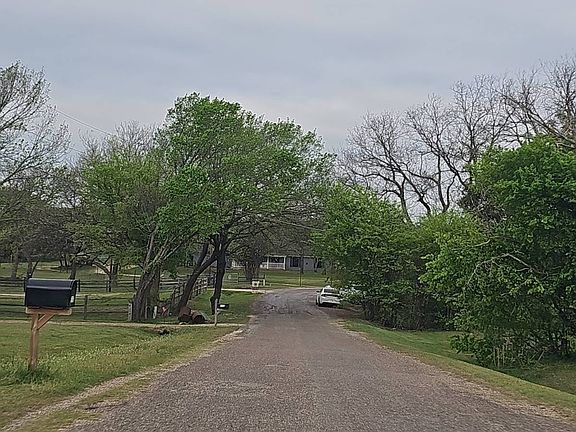 4th image of 114 Valley Vista Dr