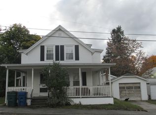 5 Dale St, Ware, MA 01082