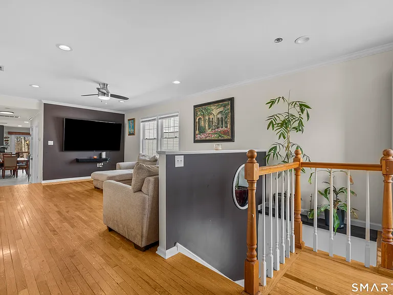 21 Hinman St #2 — Photo 7