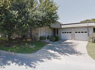 1609 Wilson Rd, Fort Worth, TX 76112