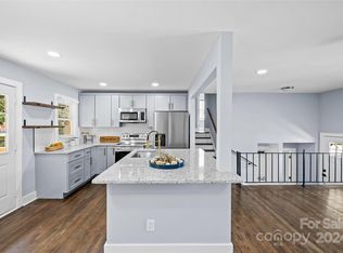 1708 Griers Grove Rd, Charlotte, NC 28216