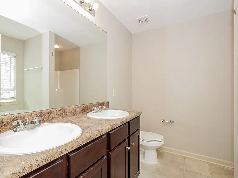 38 Crescent Ln — Photo 12