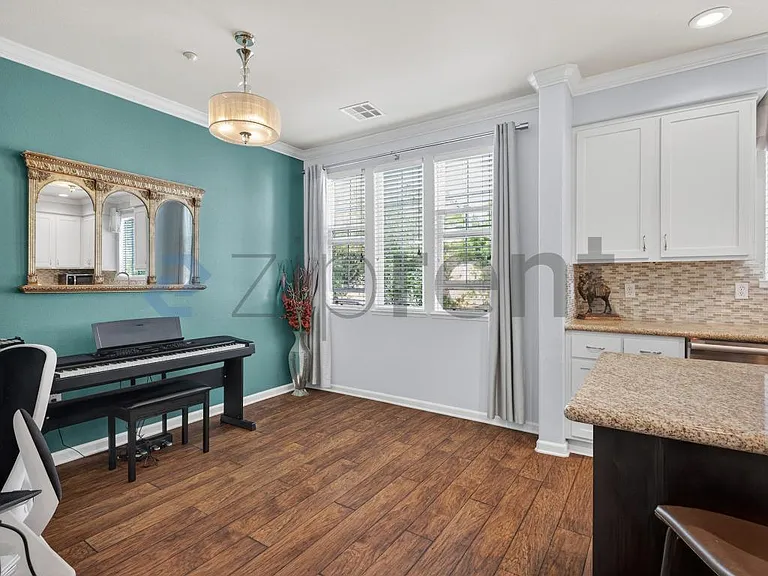 223 Birch Creek Dr — Photo 16