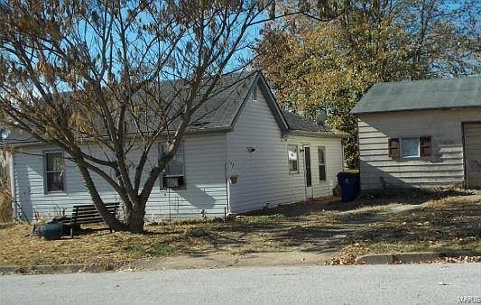 2nd image of 509 E Park Ave