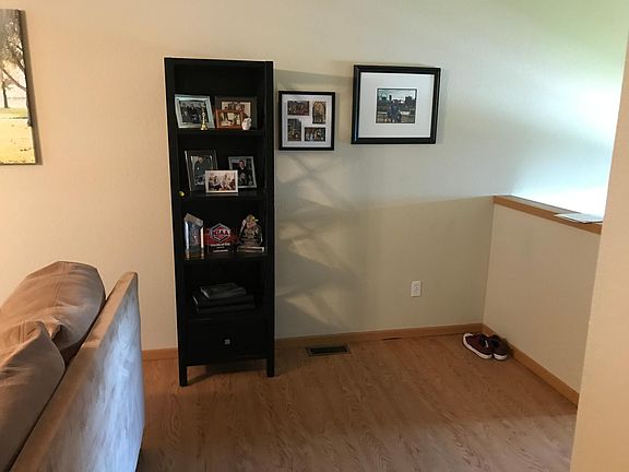 4th image of 8619 N Mersington Ln