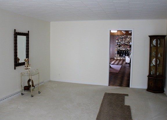 4th image of 318 W Boys St