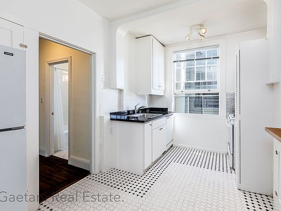 2nd image of 1701 Turk St #15