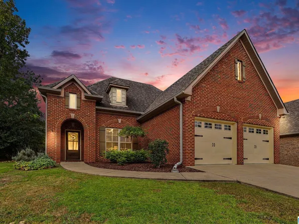 1124 Weybridge Way, Pelham, AL 35124