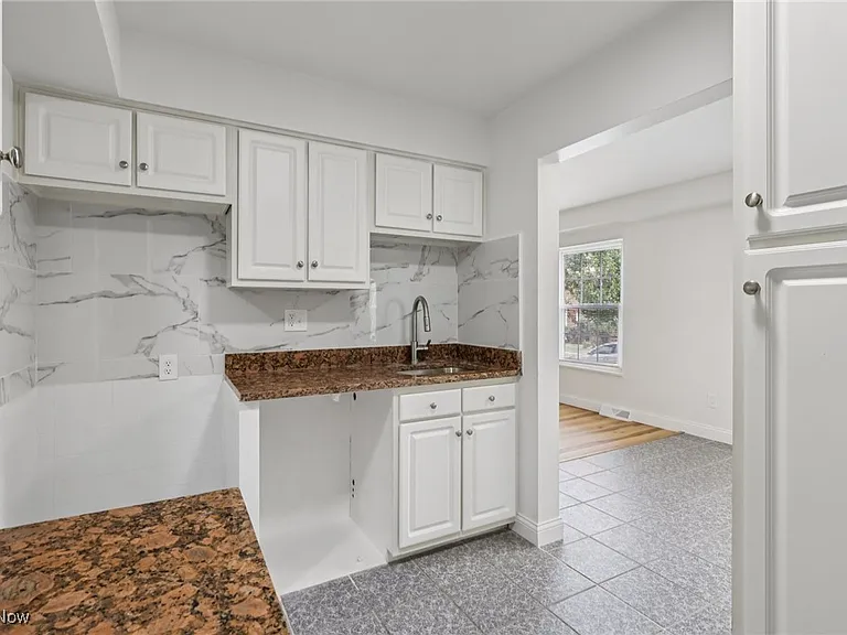 3279 Warrensville Center Rd #15D — Photo 11