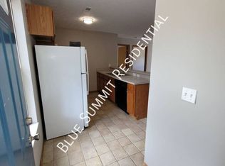 375 Cross St APT I, Akron, OH 44311