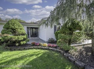 323 Butterfly Rd, Jackson, NJ 08527