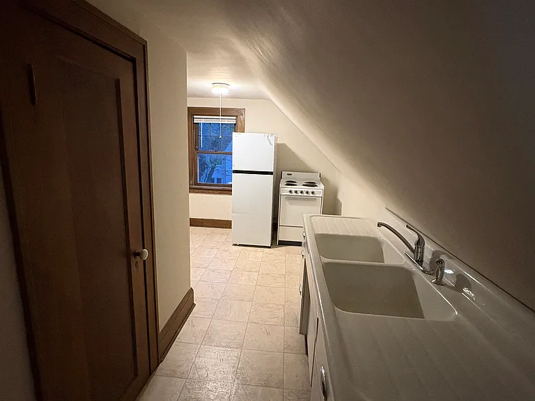 15735 Clifton Blvd #3 — Photo 4