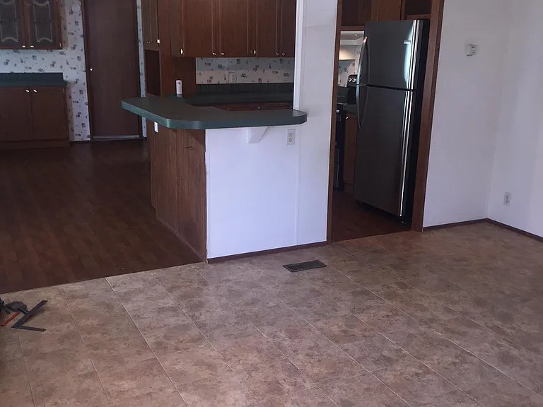 140 Bowles Ln — Photo 7