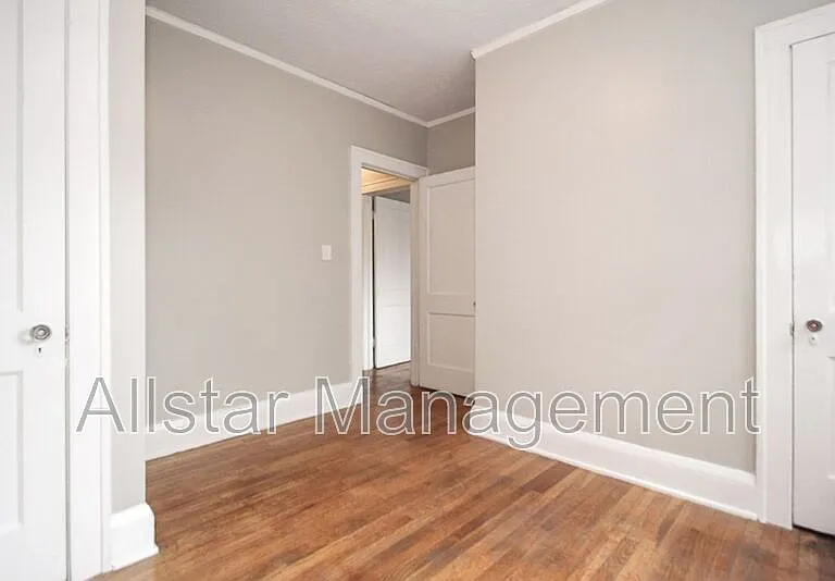 3065 E Derbyshire Rd — Photo 25