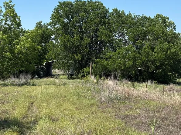 3686 Fm 85, Ennis, TX 75119