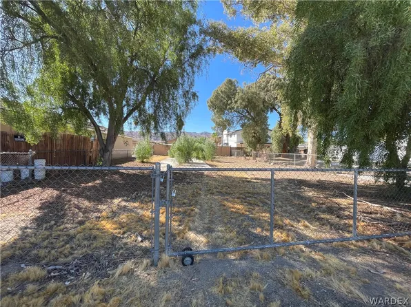 194 Tanglewood Ln, Bullhead City, AZ 86442